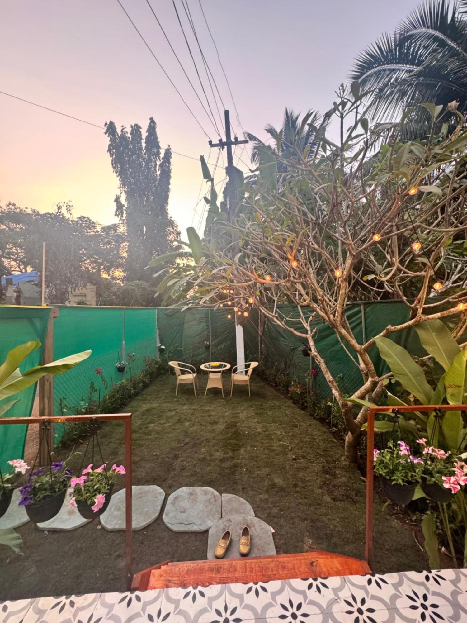 Villa Odyssey Goa - Luxury A Frame With Private Lawn Saligao Exterior foto